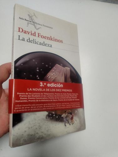 Portada del llibre de La delicadeza