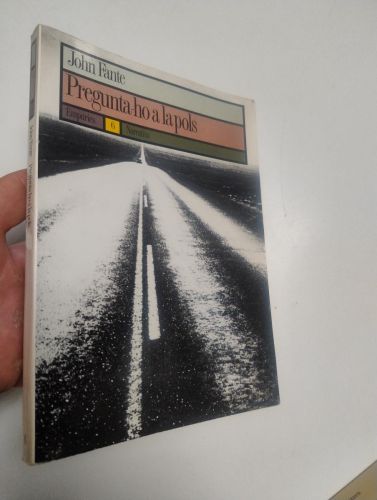 Portada del llibre de Pregunta-ho a la pols