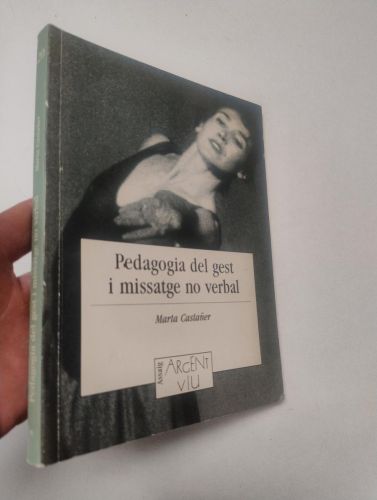 Portada del libro de Pedagogia del gest i missatge no verbal