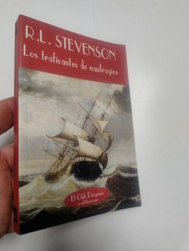 Portada del libro de Los traficantes de naufragios