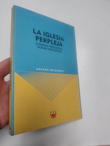 Portada del libro de La Iglesia perpleja