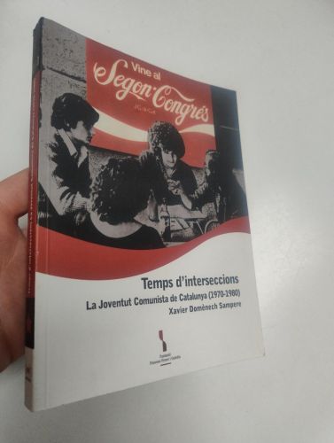 Portada del libro de Temps d'interseccions. La Joventut Comunista de Catalunya (1970-1980)