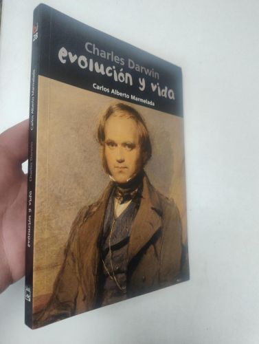 Portada del libro de Charles Darwin. Evolución y vida