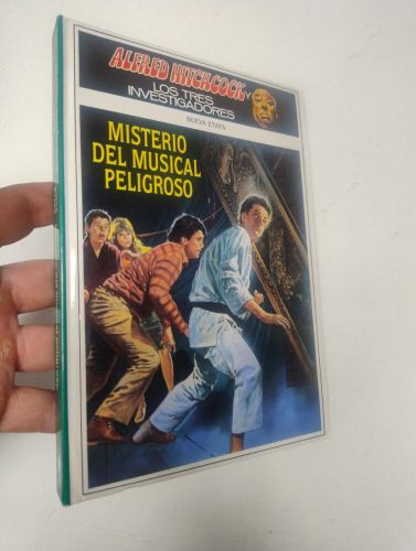 Portada del llibre de Misterio del musical peligroso (Nueva etapa 9)
