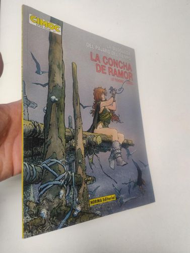 Portada del libro de La búsqueda del pájaro del tiempo, 1. La concha de Ramor