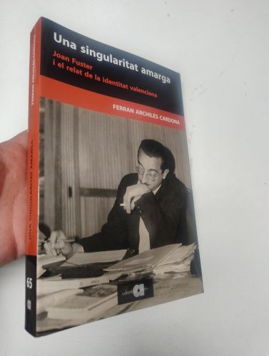 Portada del libro de Una singularitat amarga