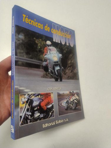 Portada del libro de TÉCNICAS DE CONDUCCIÓN MOTO