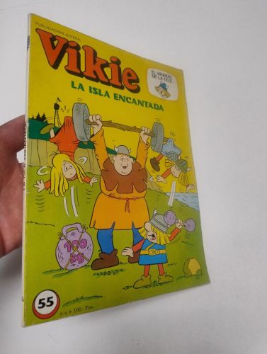Portada del libro de Vikie. La isla encantada