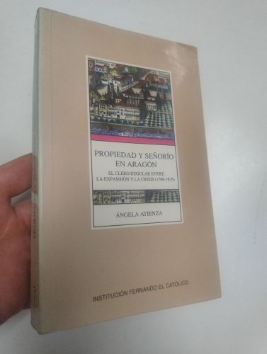 Portada del libro de Propiedad y señorío en Aragón