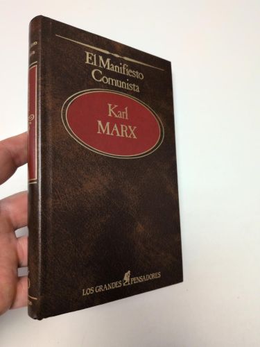 Portada del libro de El Manifiesto Comunista