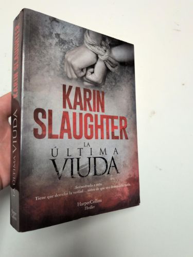 Portada del libro de La última viuda