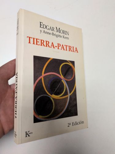 Portada del libro de Tierra-patria