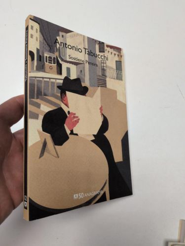 Portada del llibre de Sostiene Pereira