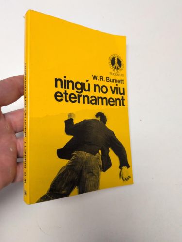 Portada del libro de Ningú no viu eternament (La Cua de palla, 94)