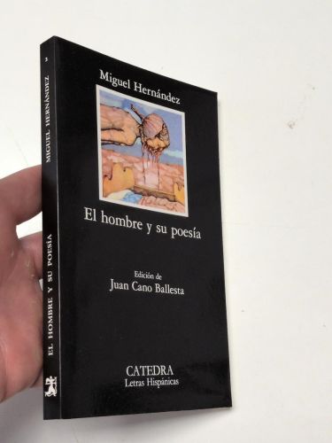 Portada del libro de El hombre y su poesía