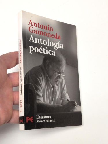 Portada del libro de Antología poética