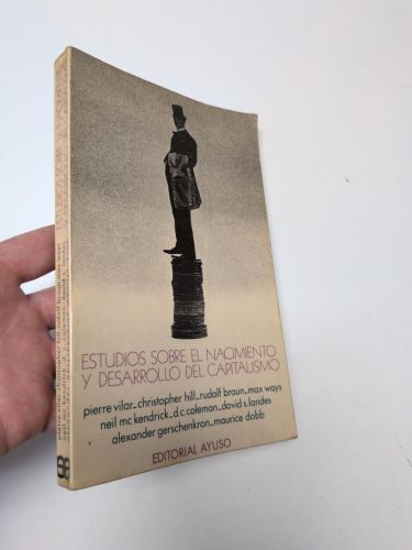 Portada del libro de Estudiso sobre el nacimiento y desarrollo del capitalismo