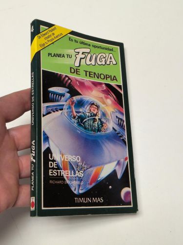 Portada del llibre de Universo de estrellas. Planea tu fuga de Tenopia 4