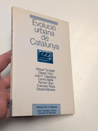Portada del libro de Evolució urbana de Catalunya