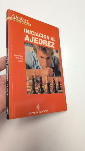 Portada del llibre de Iniciación al ajedrez
