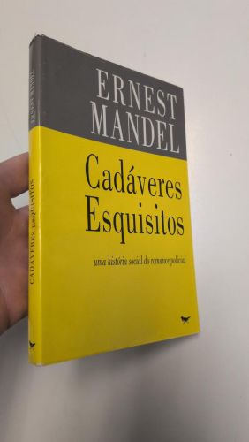 Portada del libro de Cadáveres Esquisitos
