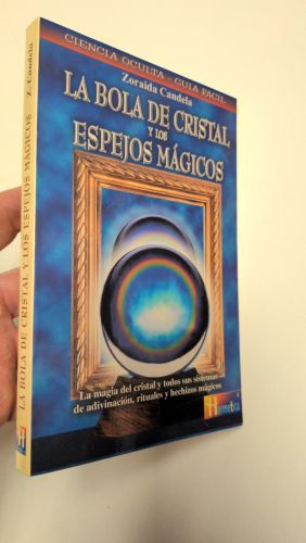 Portada del libro de La bola de cristal y los espejos mágicos