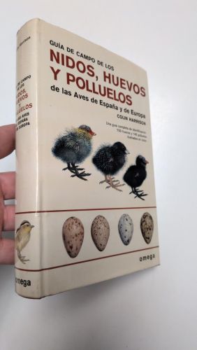 Portada del llibre de Guía de campo de los nidos, huevos y polluelos de las aves de España y de Europa